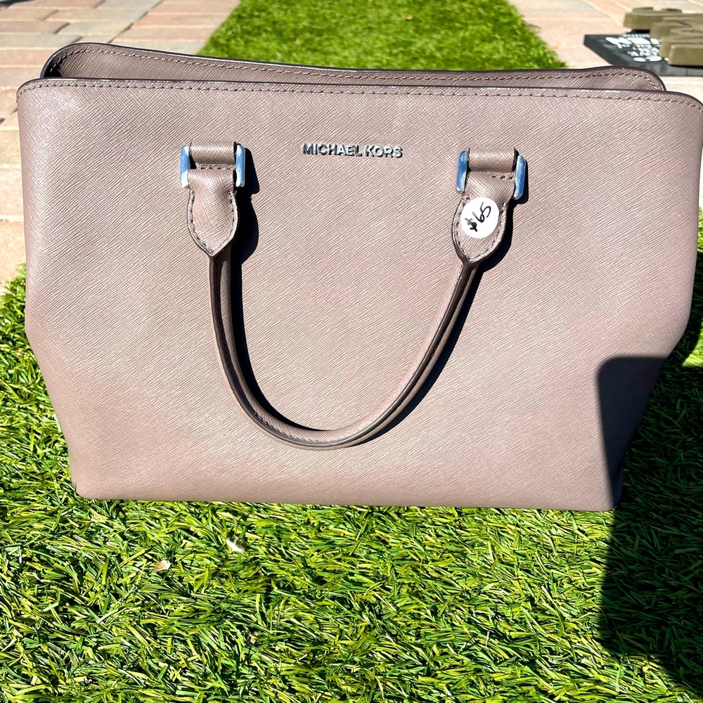 Michael kors purse like new